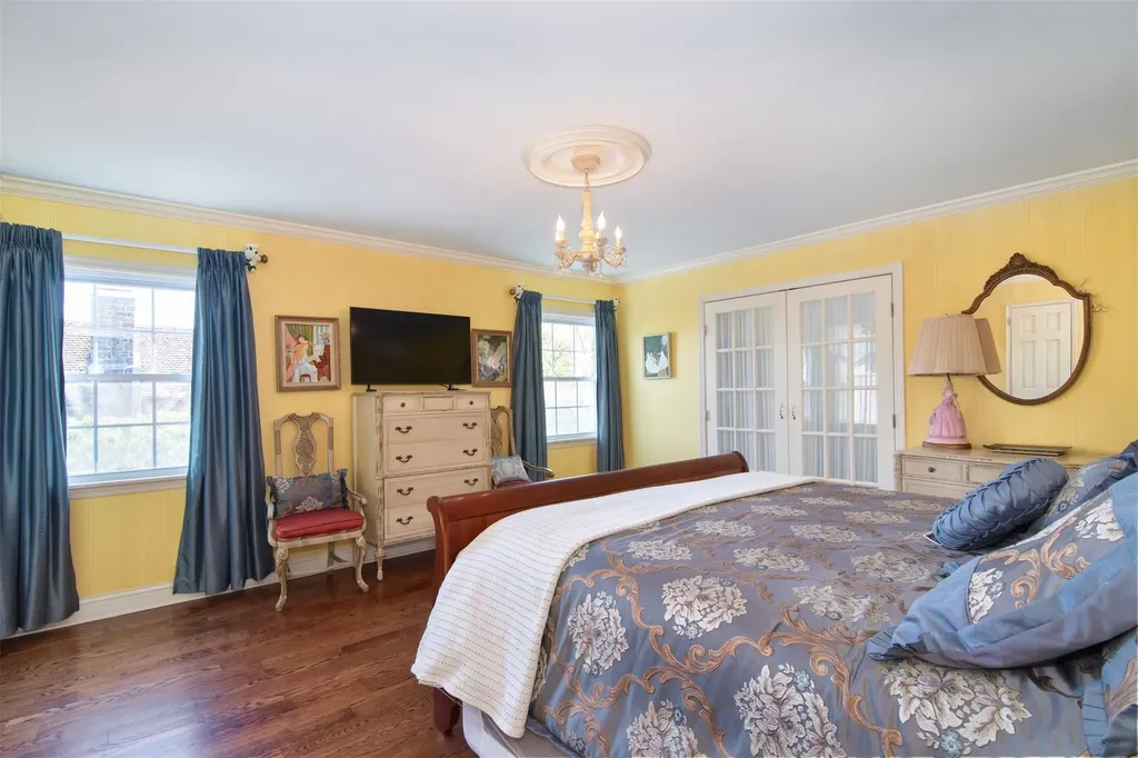 22 Northway Bronxville NY 10708