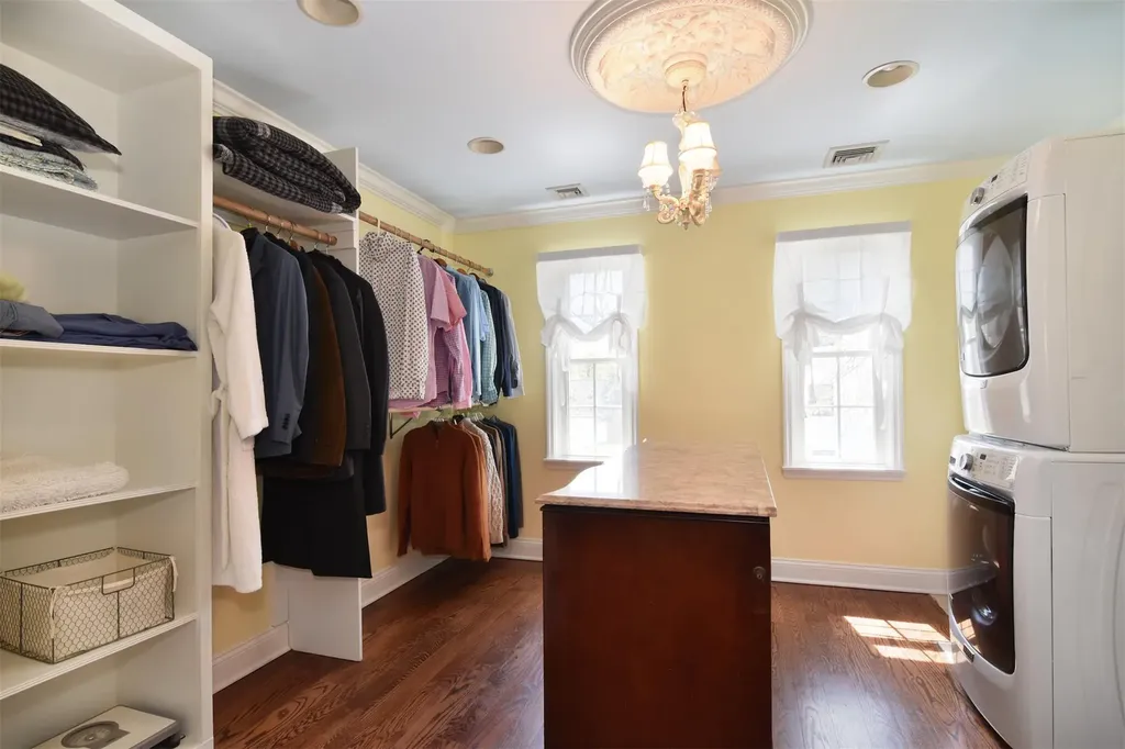22 Northway Bronxville NY 10708