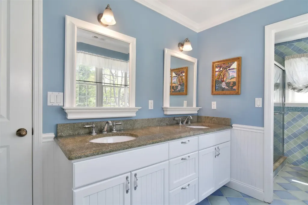 22 Northway Bronxville NY 10708