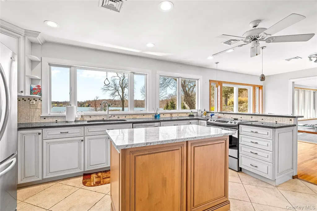 34 Seven Oaks Lane Brewster NY 10509