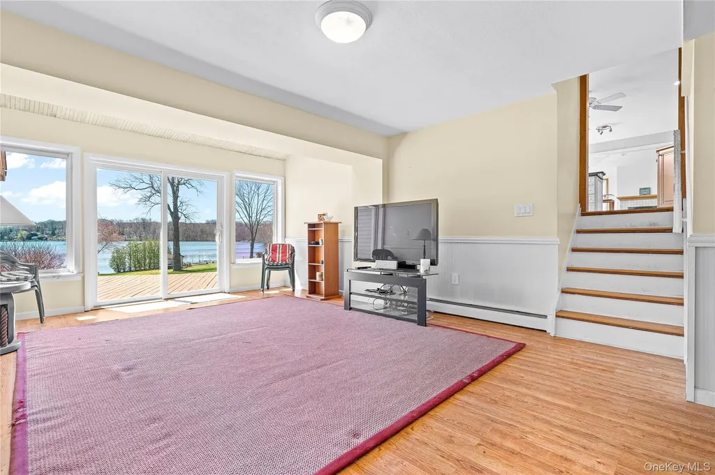 34 Seven Oaks Lane Brewster NY 10509