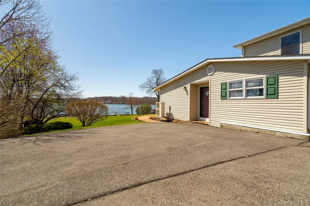 34 Seven Oaks Lane Brewster NY 10509