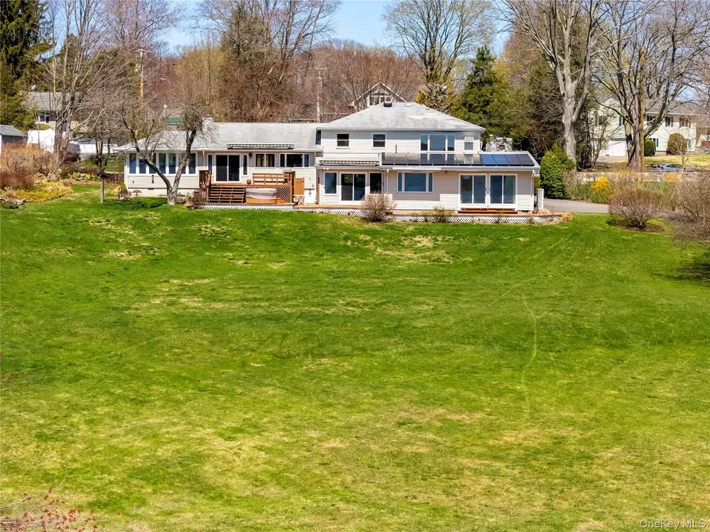 34 Seven Oaks Lane Brewster NY 10509
