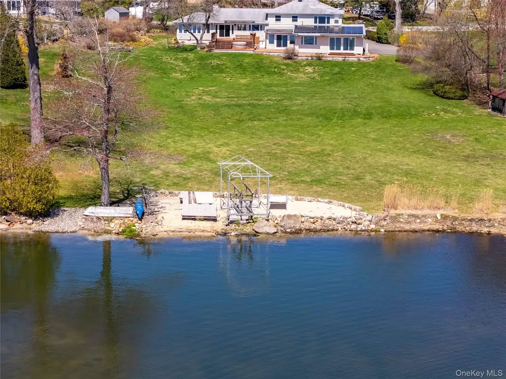 34 Seven Oaks Lane Brewster NY 10509