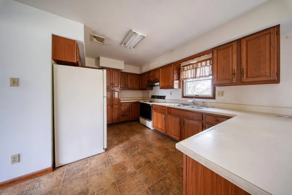10 Calvin Drive Marlboro NY 12542