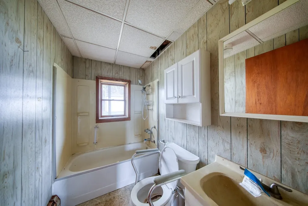 10 Calvin Drive Marlboro NY 12542