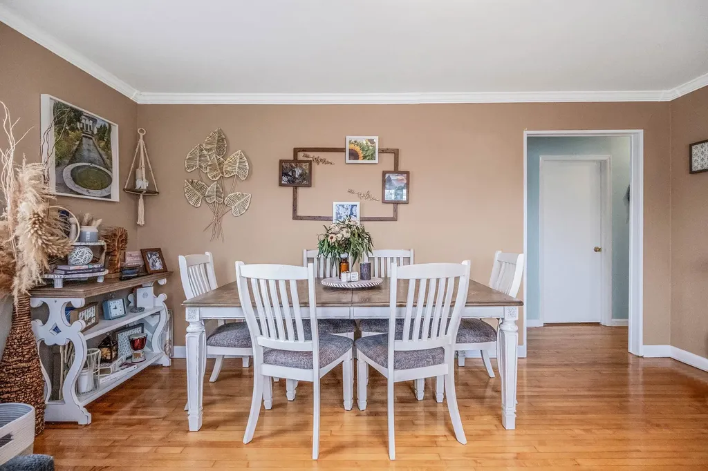 197 Arnold Avenue West Babylon NY 11704