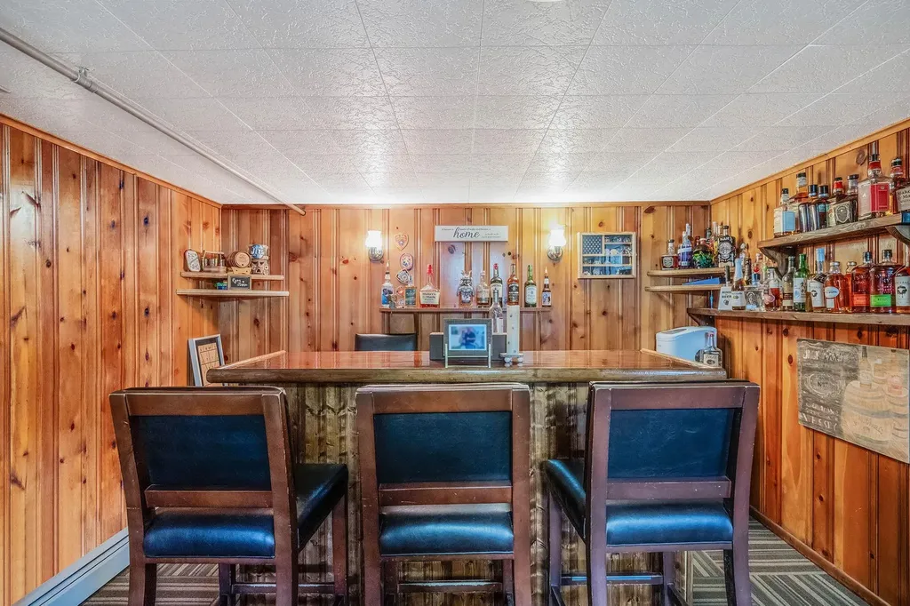 197 Arnold Avenue West Babylon NY 11704