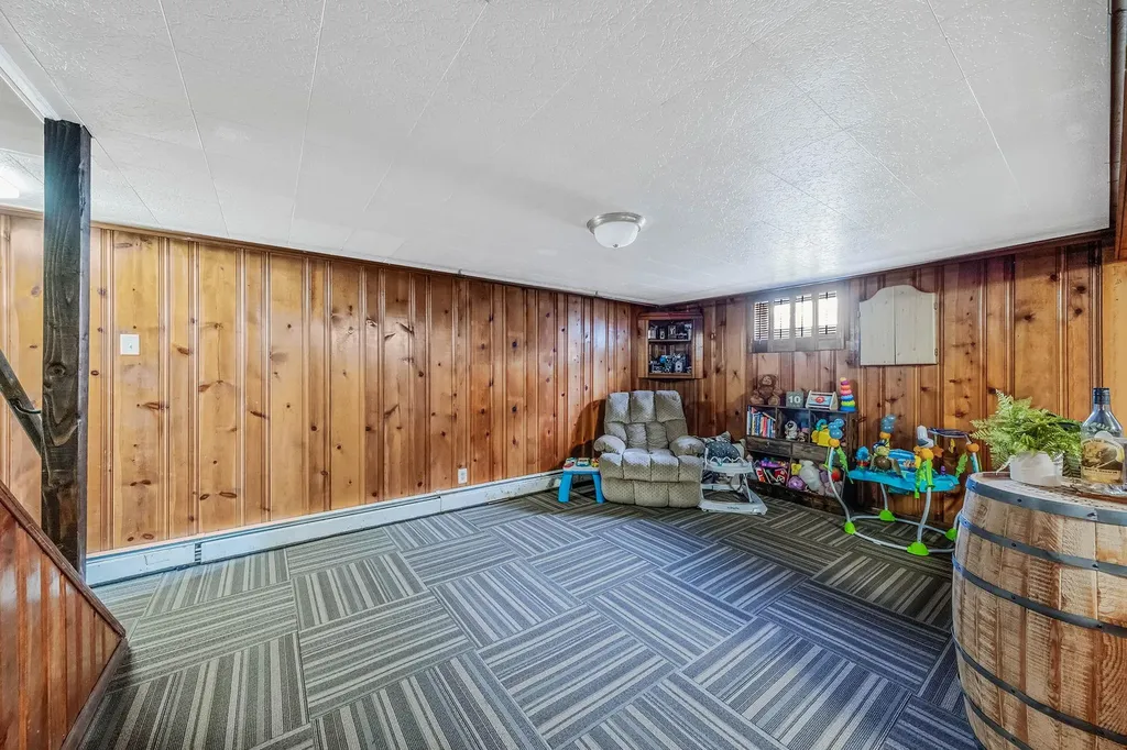197 Arnold Avenue West Babylon NY 11704