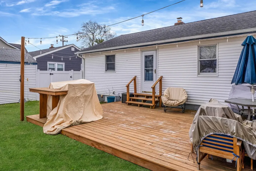 197 Arnold Avenue West Babylon NY 11704