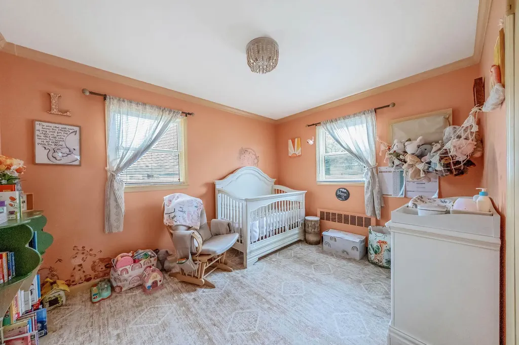 197 Arnold Avenue West Babylon NY 11704