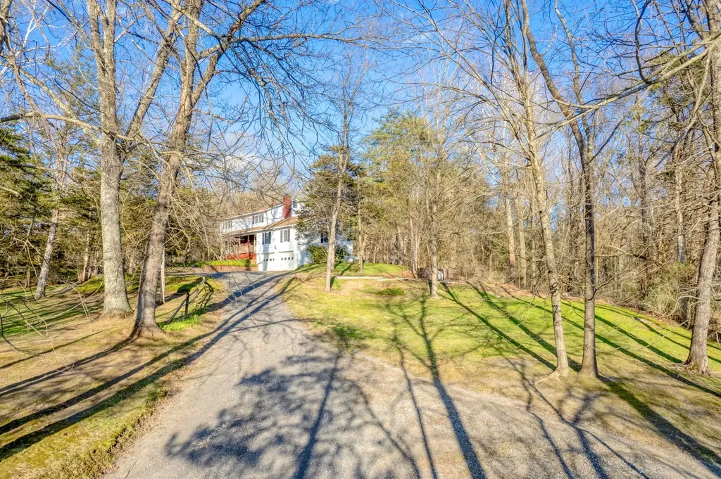 2963 State Route 209 Kingston NY 12401