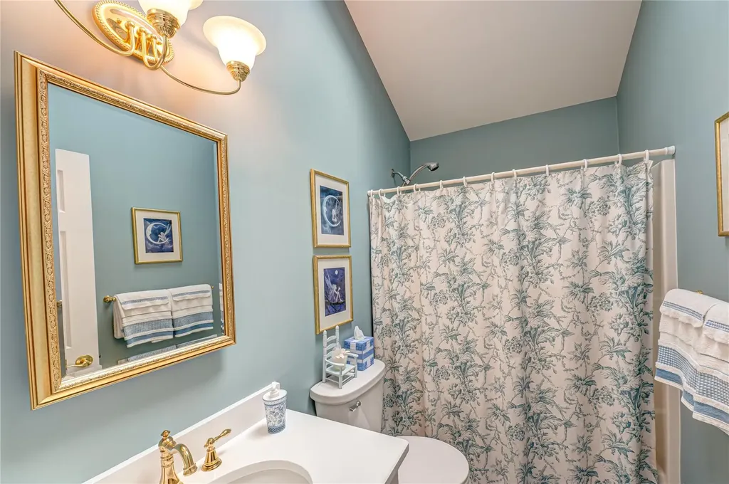 187 Fairway Drive Wading River NY 11792