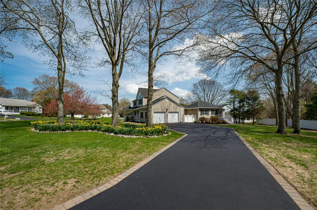 187 Fairway Drive Wading River NY 11792