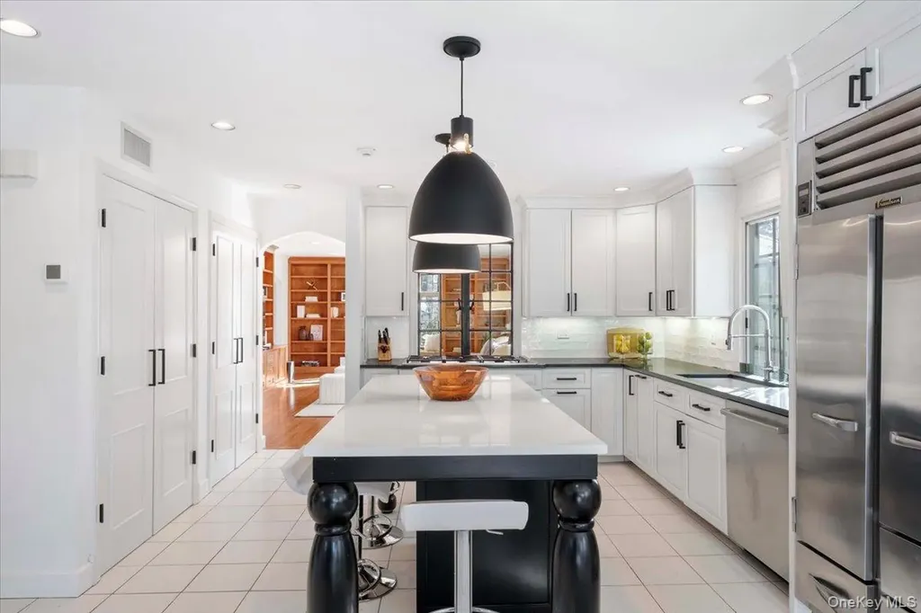 8 South Drive Larchmont NY 10538