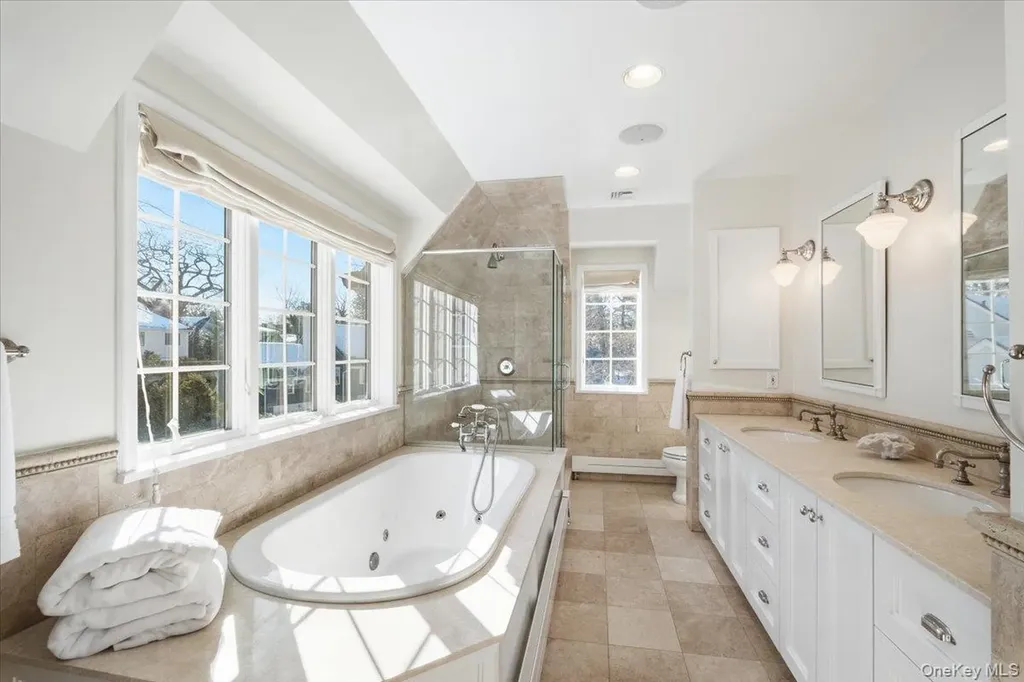 8 South Drive Larchmont NY 10538