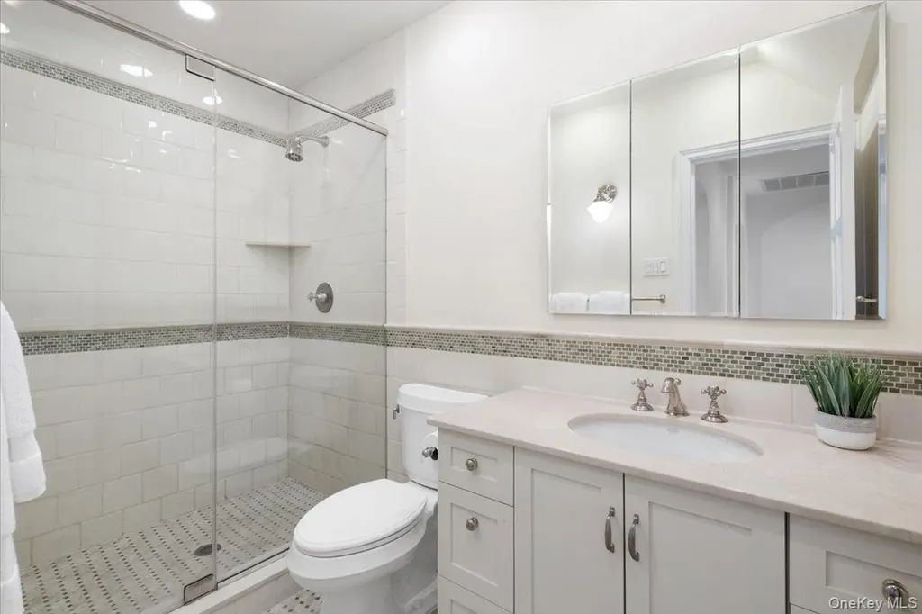 8 South Drive Larchmont NY 10538