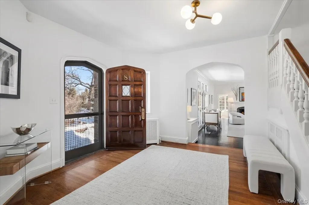 8 South Drive Larchmont NY 10538