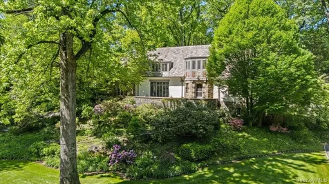 8 South Drive Larchmont NY 10538