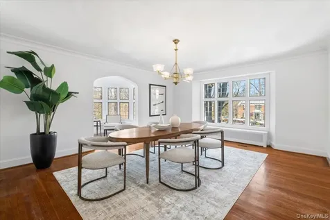 8 South Drive Larchmont NY 10538