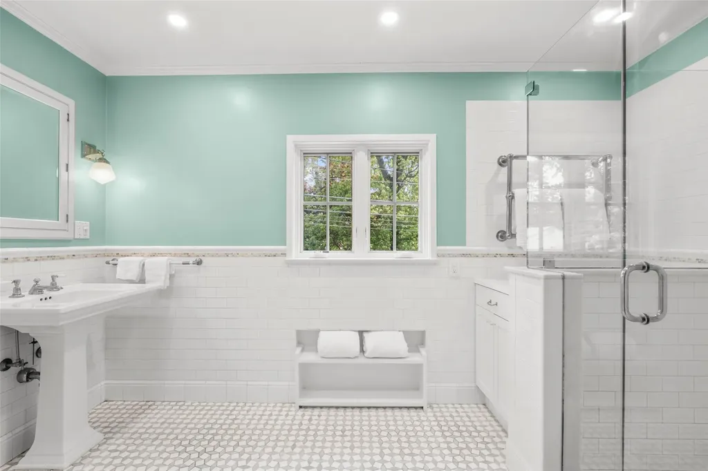 533 Walton Avenue Mamaroneck NY 10543