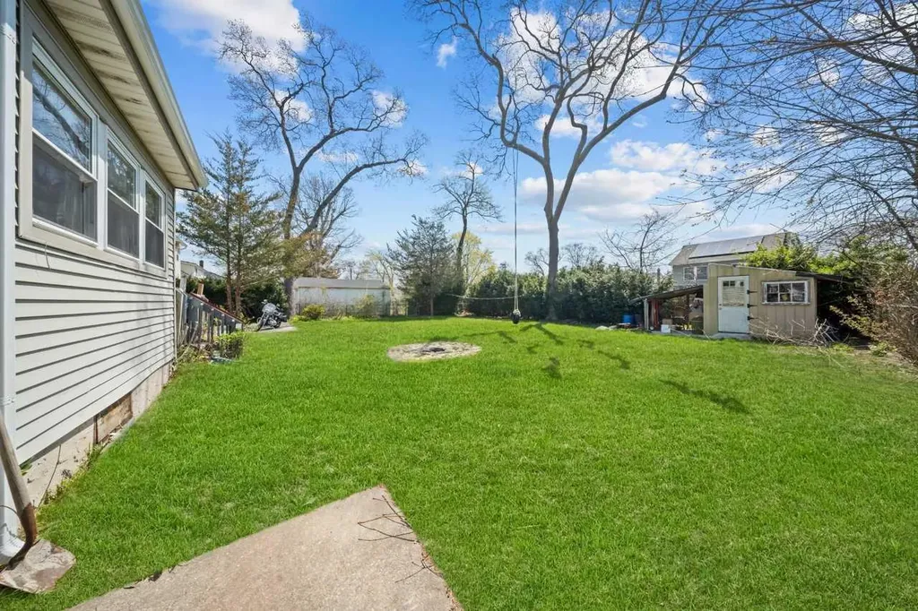 42 Bittermint Street Islip NY 11751