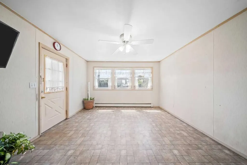 42 Bittermint Street Islip NY 11751