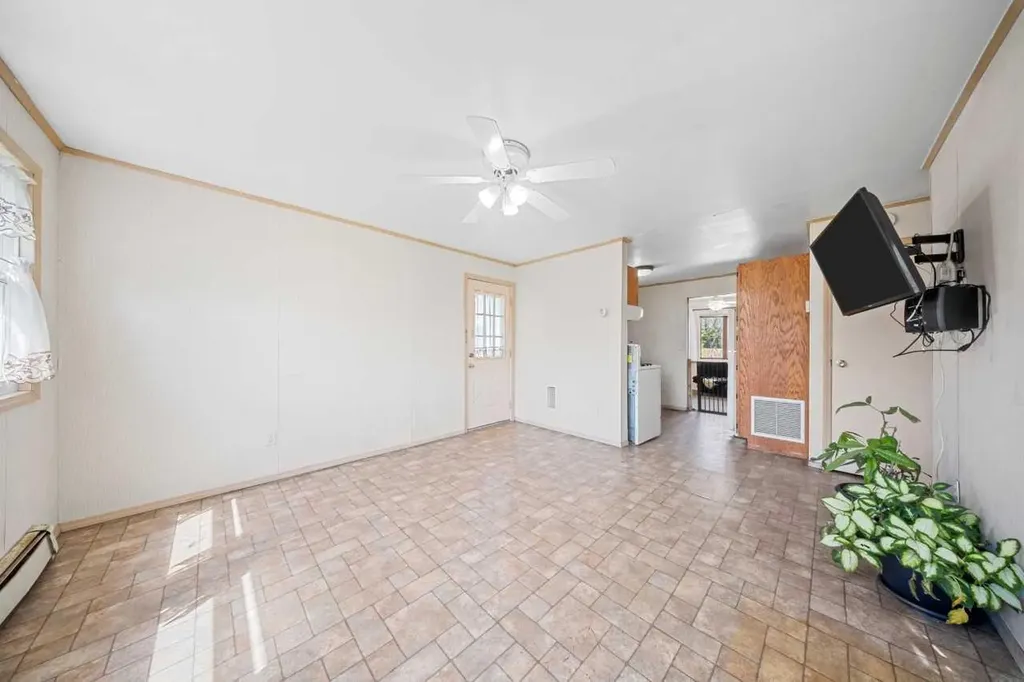 42 Bittermint Street Islip NY 11751