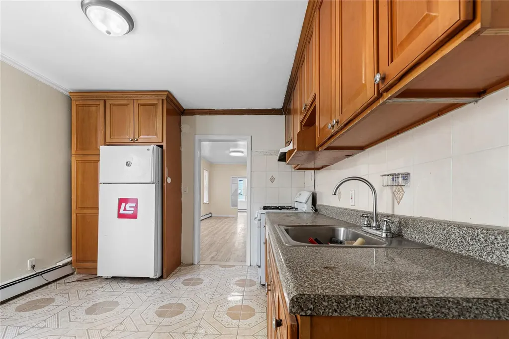 5809 Waldron Street Corona NY 11368
