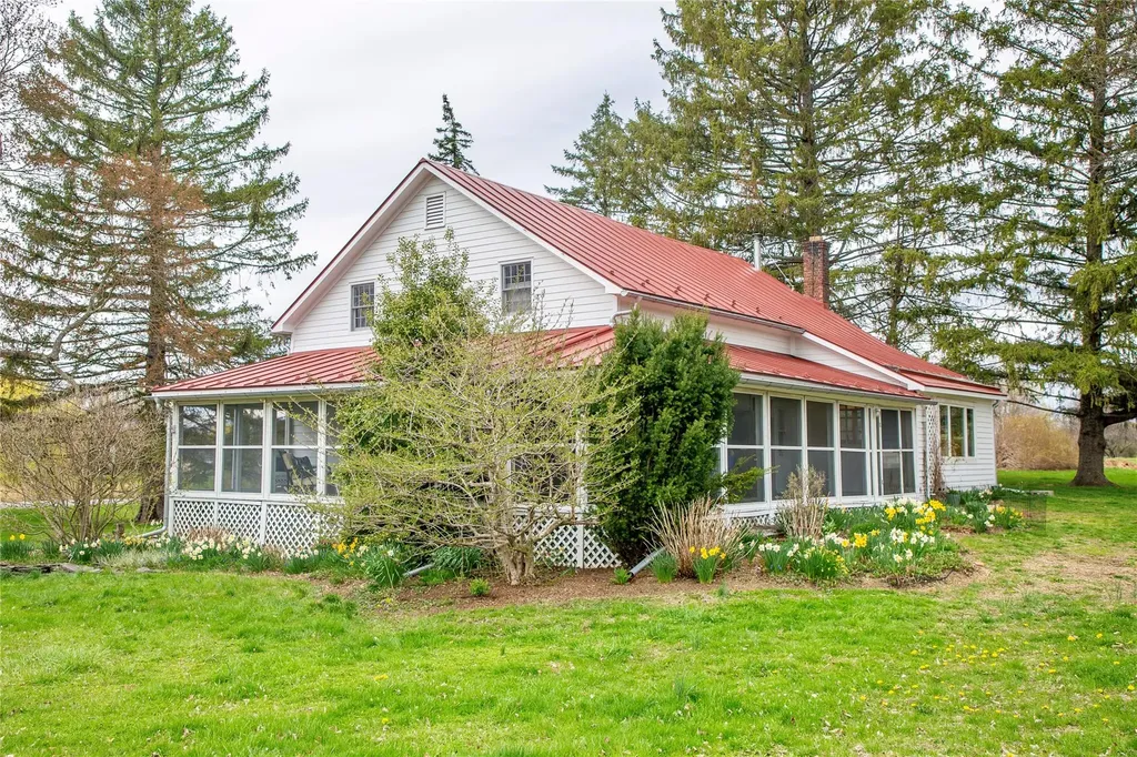 252 Nevis Road Clermont NY 12583