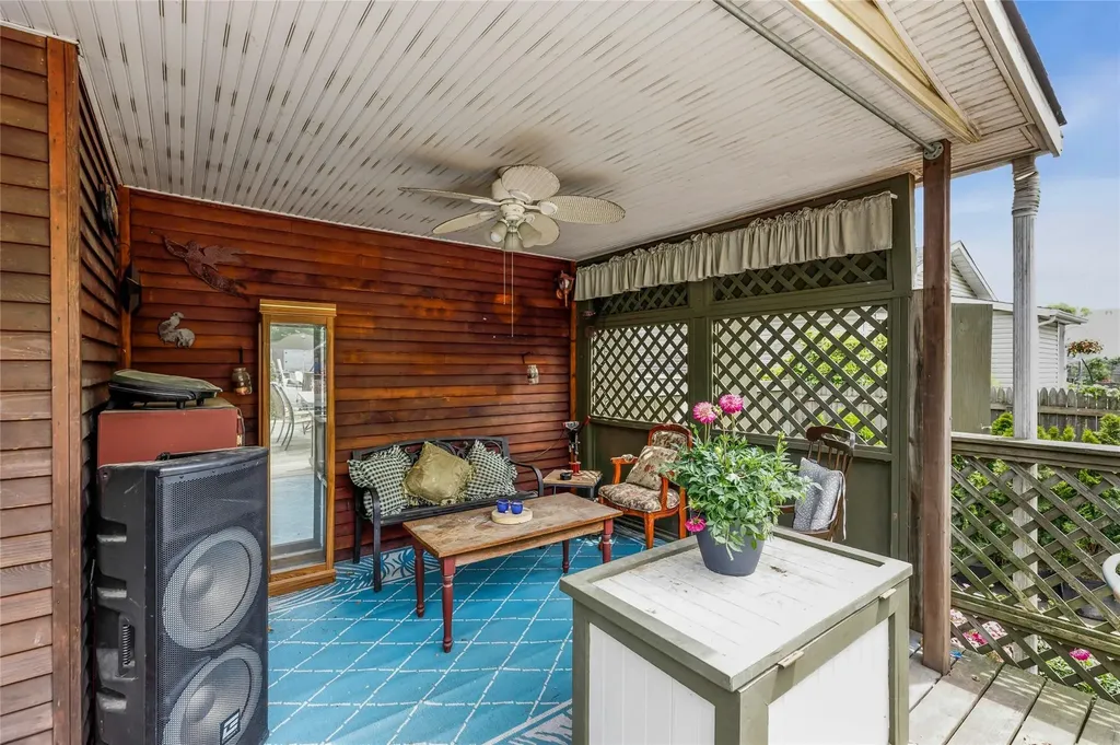 28 Marshall Drive Selden NY 11784