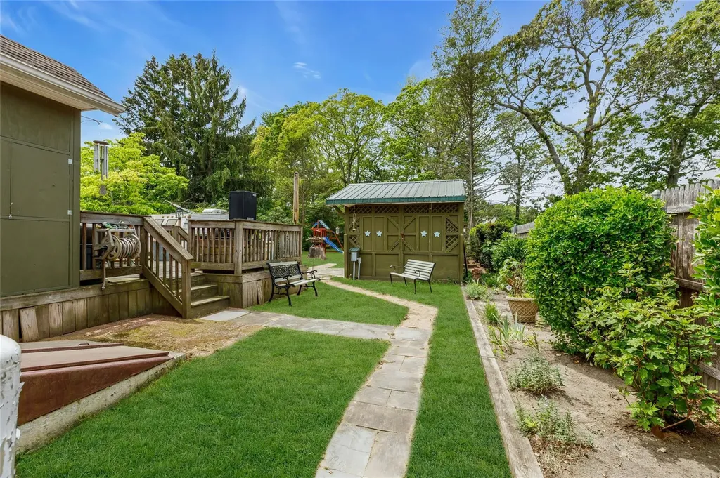 28 Marshall Drive Selden NY 11784