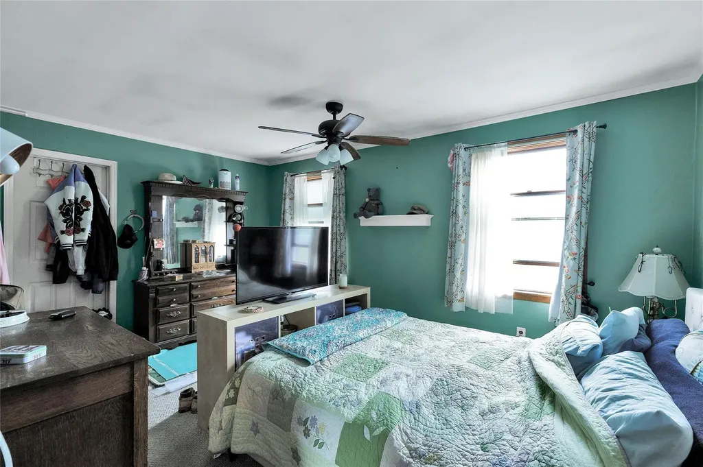 28 Marshall Drive Selden NY 11784