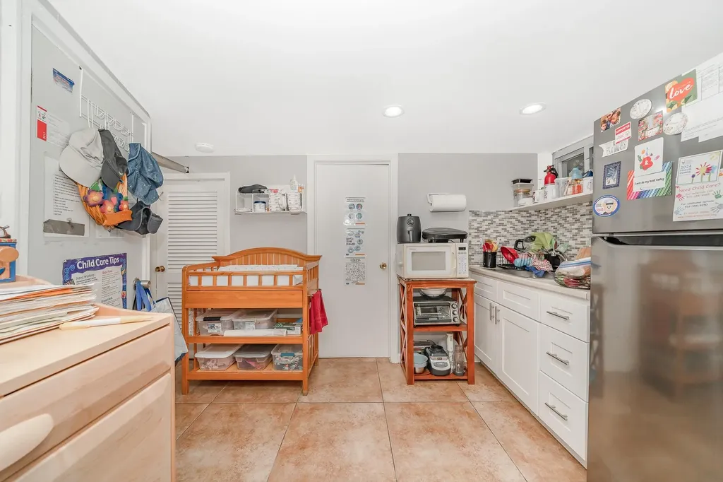 16 Atlantic Avenue Freeport NY 11520