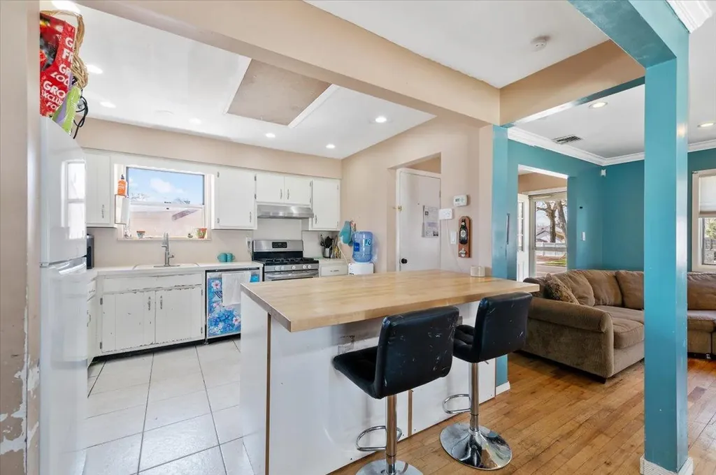 652 Stewart Avenue Bethpage NY 11714