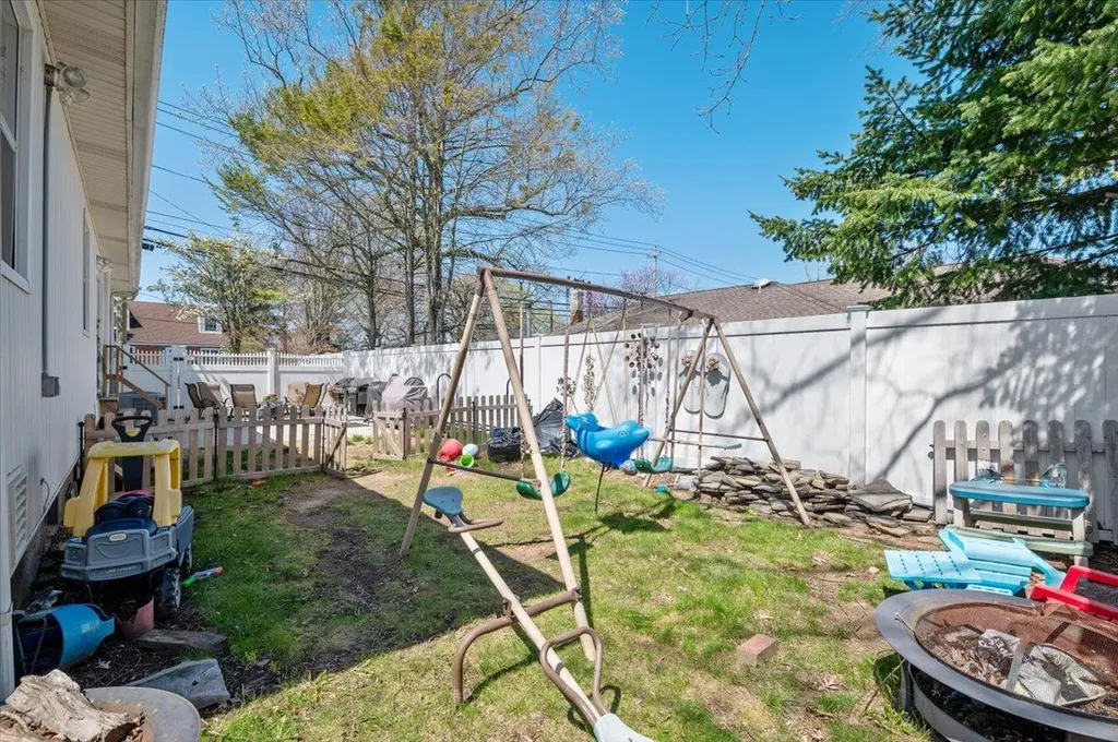 652 Stewart Avenue Bethpage NY 11714