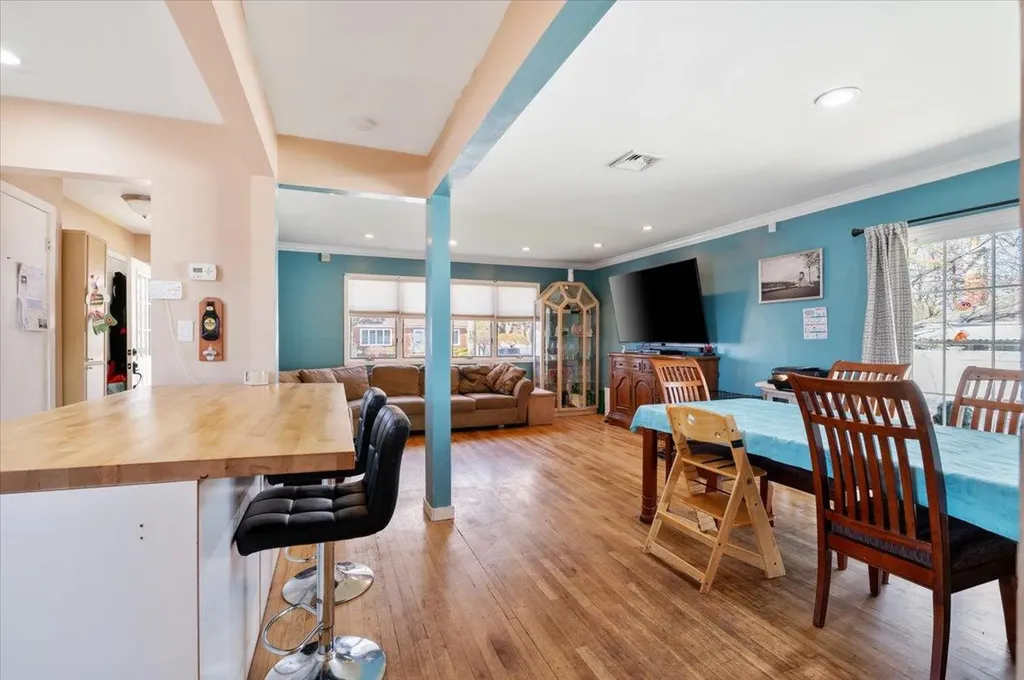 652 Stewart Avenue Bethpage NY 11714