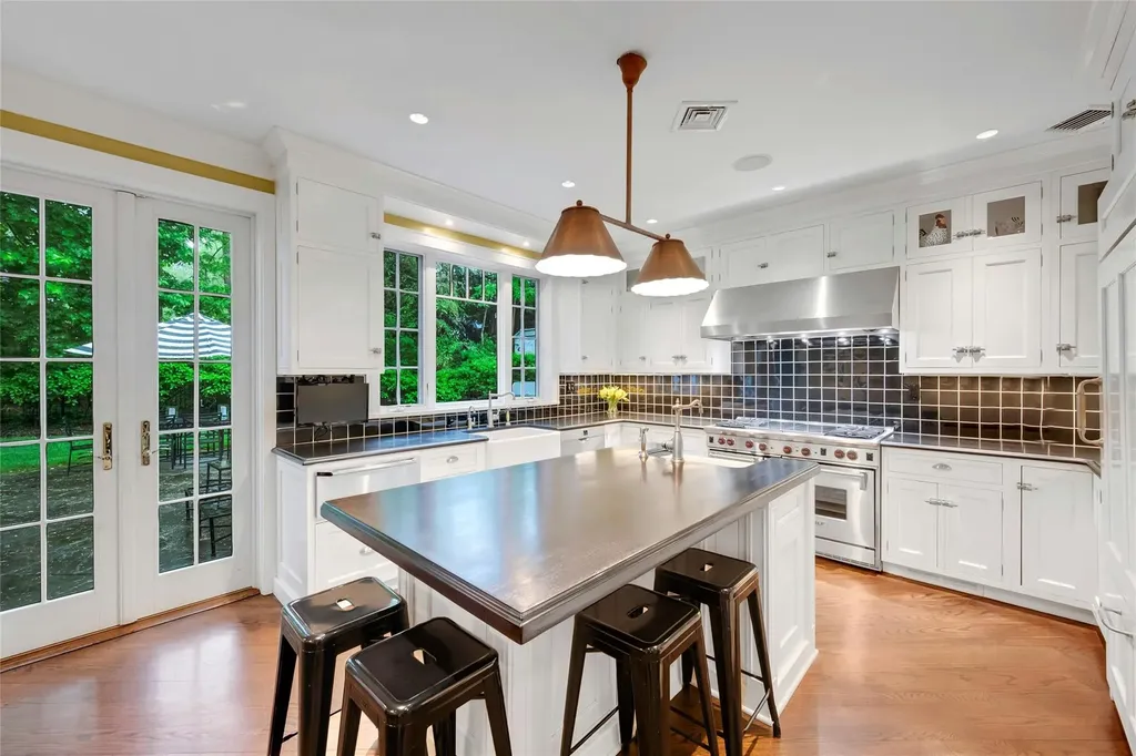 506 Highbrook Avenue Pelham NY 10803