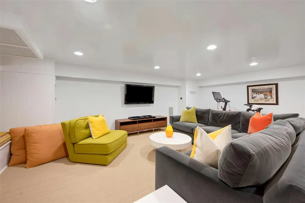 506 Highbrook Avenue Pelham NY 10803