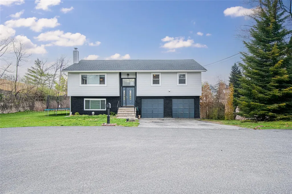 12 Truex Circle New Windsor NY 12553