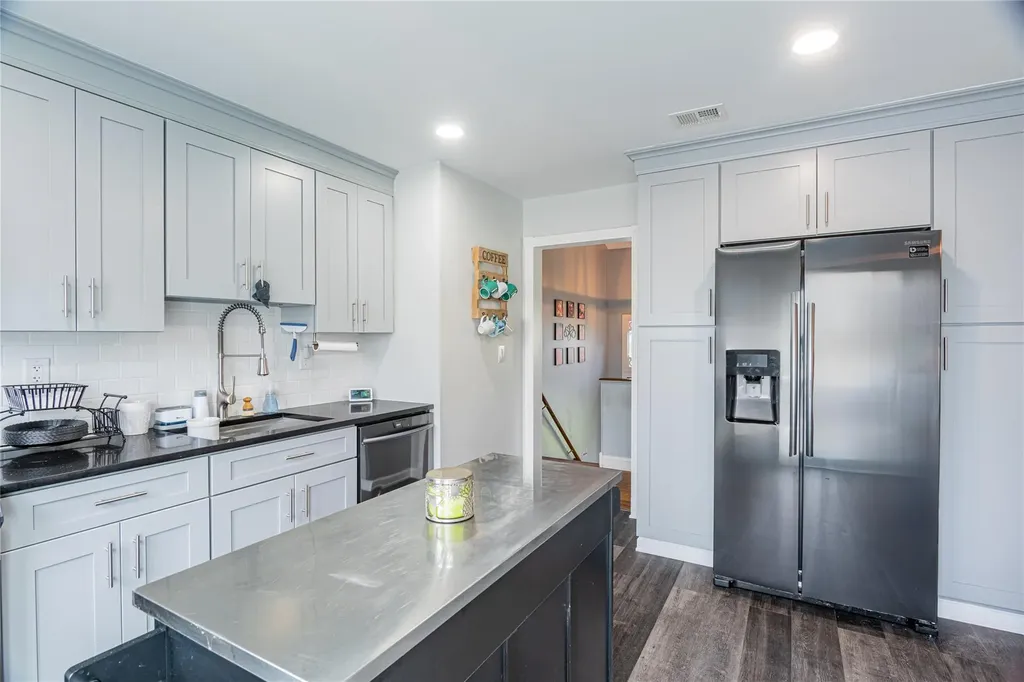 12 Truex Circle New Windsor NY 12553