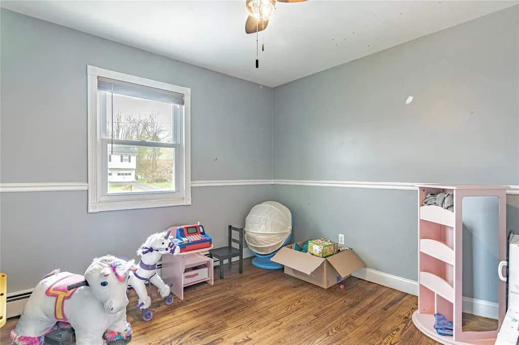 12 Truex Circle New Windsor NY 12553