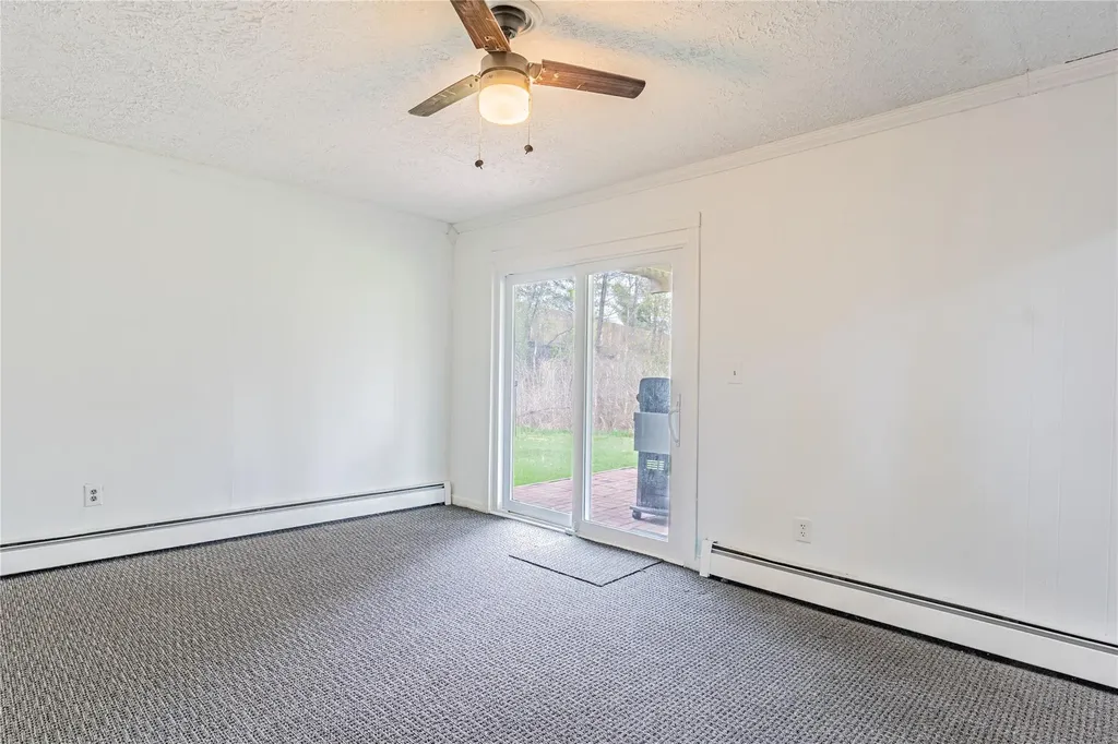 12 Truex Circle New Windsor NY 12553