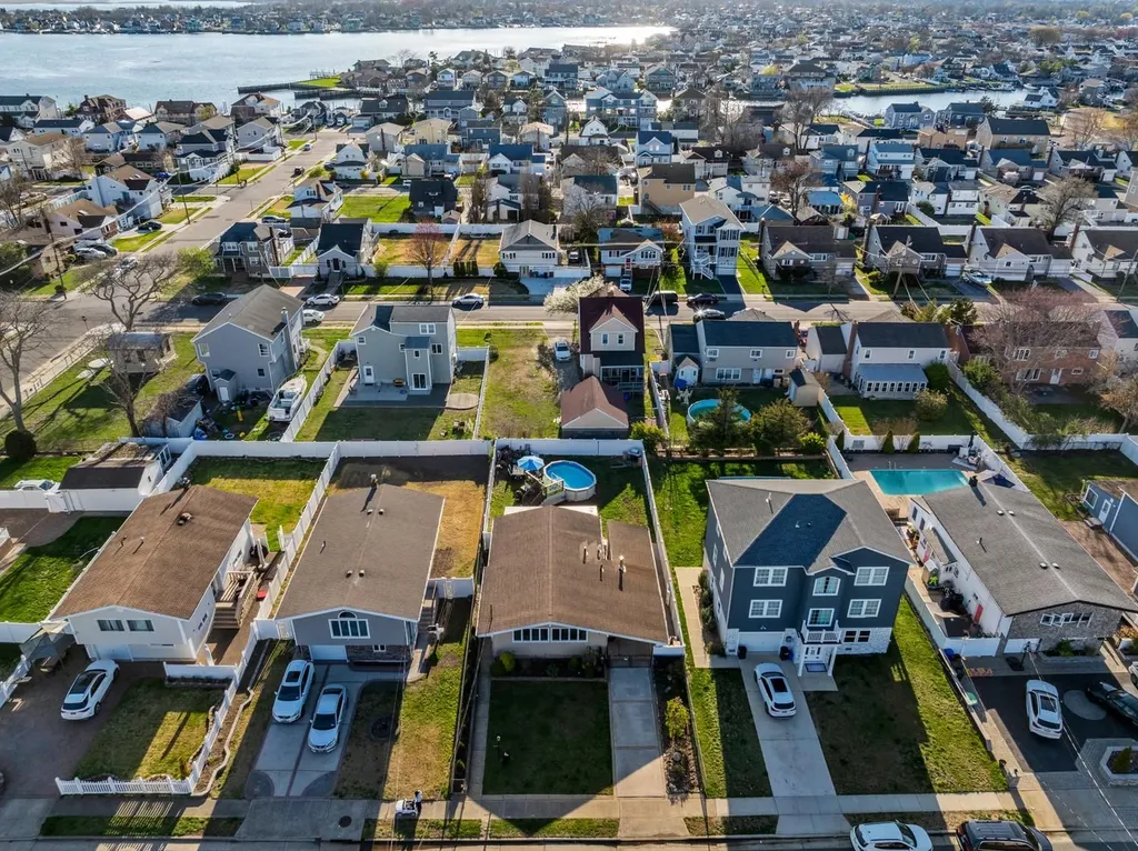 746 S Ocean Avenue Freeport NY 11520