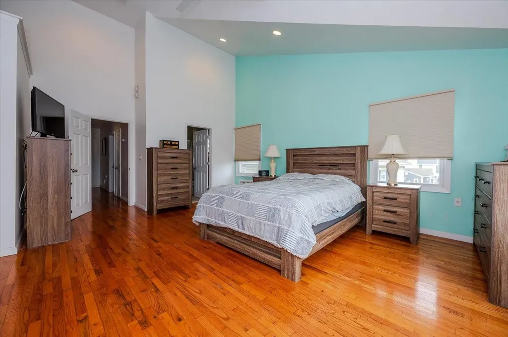 615 E Walnut Street Long Beach NY 11561