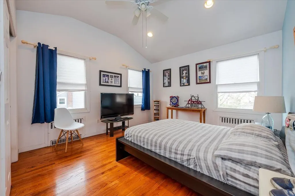 615 E Walnut Street Long Beach NY 11561