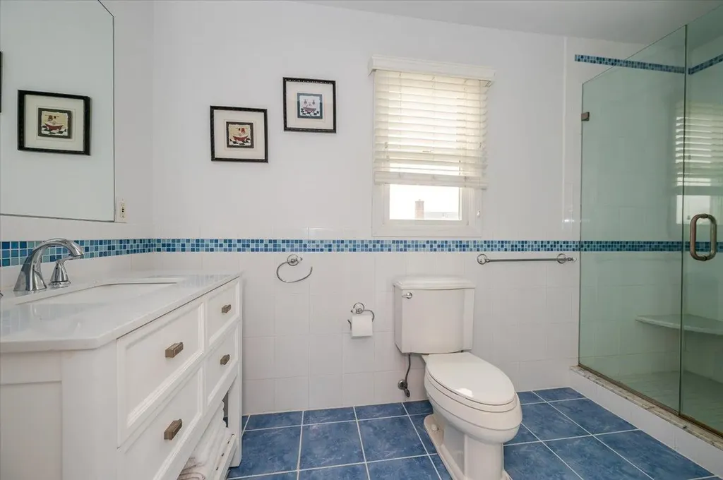 615 E Walnut Street Long Beach NY 11561
