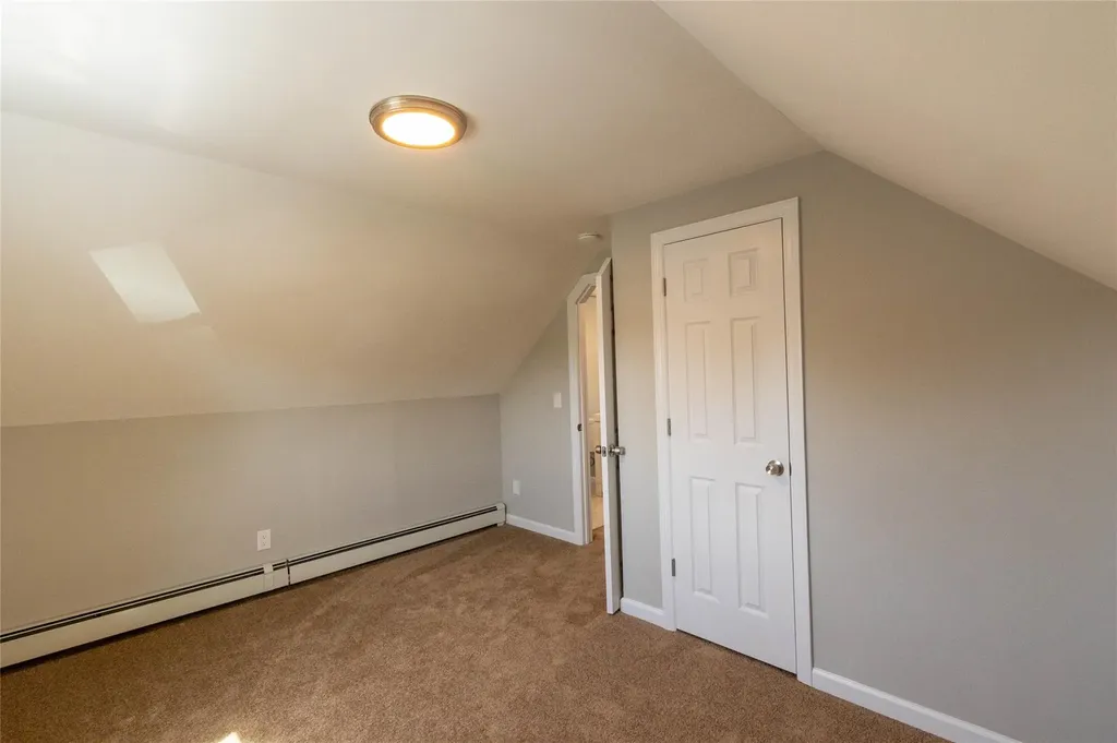 33 Veronica Lane North Babylon NY 11703
