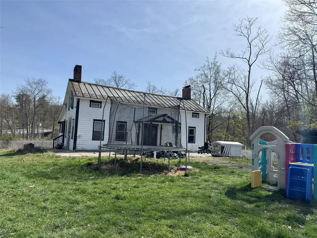 50 Hamilton Road Burlingham NY 12722