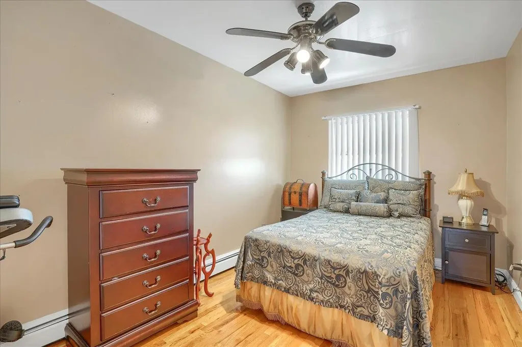 4615 Bronx Boulevard Bronx NY 10470